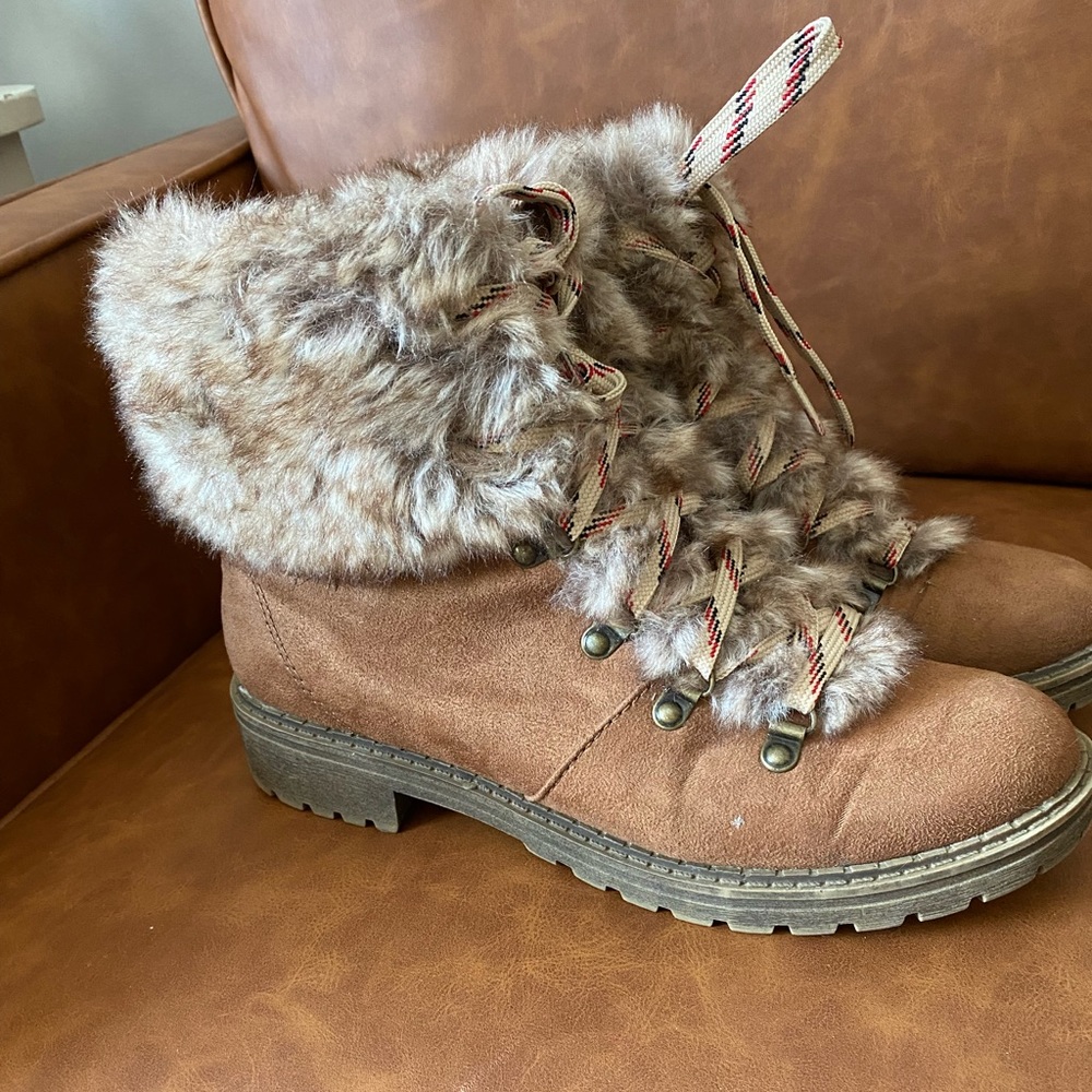 Faux fur boots